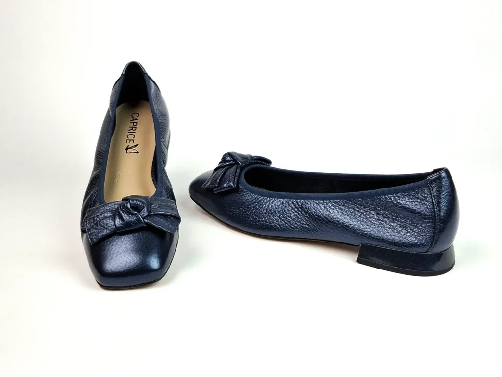 Ballerina metallic blau Firma CAPRICE Obermaterial Hirschleder ungefüttert Decksohle Leder