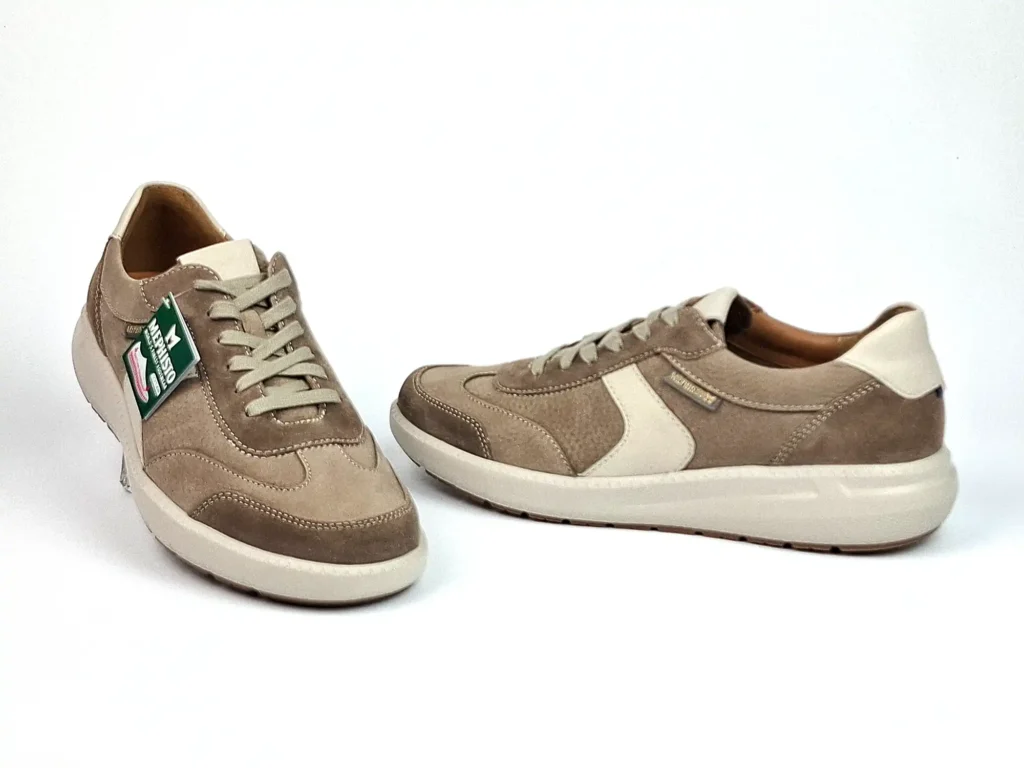 sportlicher Herren Halbschuh zum schnüren von MEPHISTO herausnehmbares gut ausgearbeitetes Fußbett Obermaterial Nubukleder und Innenfutter Leder